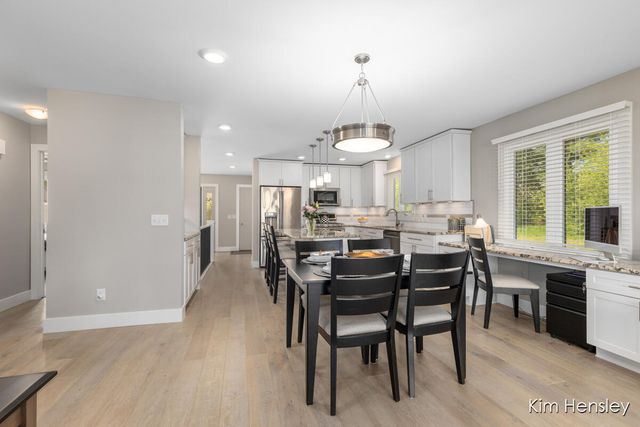 6641 Bella Vista Drive Ne, Cannon Twp, MI 49341