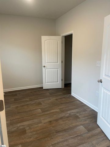 3252 Emberly Drive, Roebuck, SC 29376