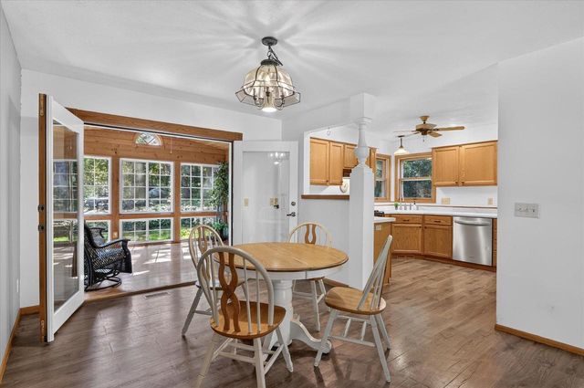 1222 E Lakeside Drive, Edgerton, WI 53534