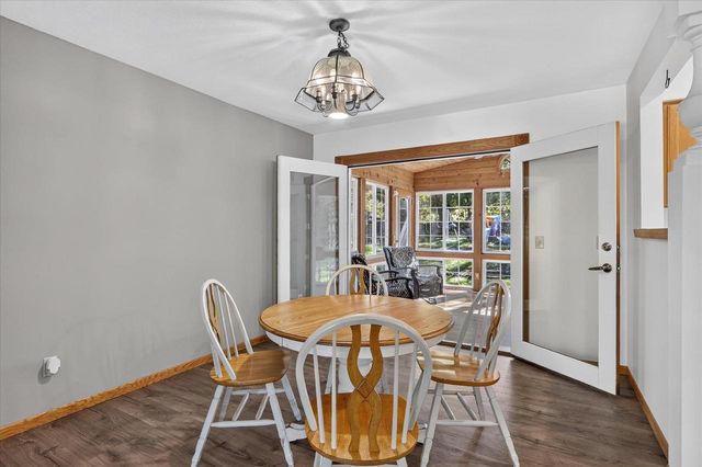 1222 E Lakeside Drive, Edgerton, WI 53534