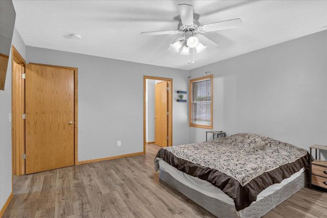 1222 E Lakeside Drive, Edgerton, WI 53534