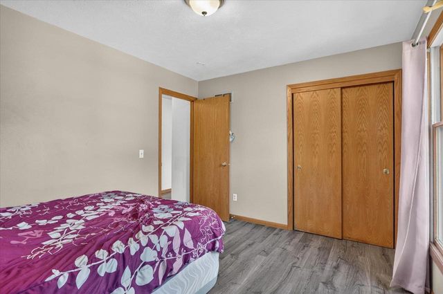 1222 E Lakeside Drive, Edgerton, WI 53534