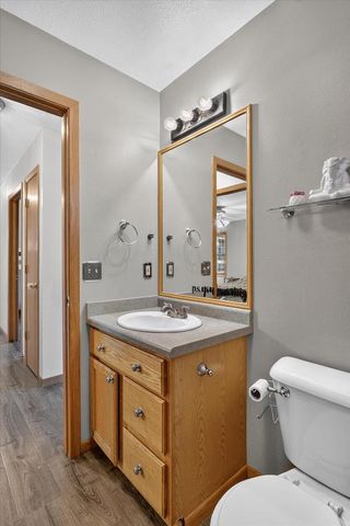 1222 E Lakeside Drive, Edgerton, WI 53534