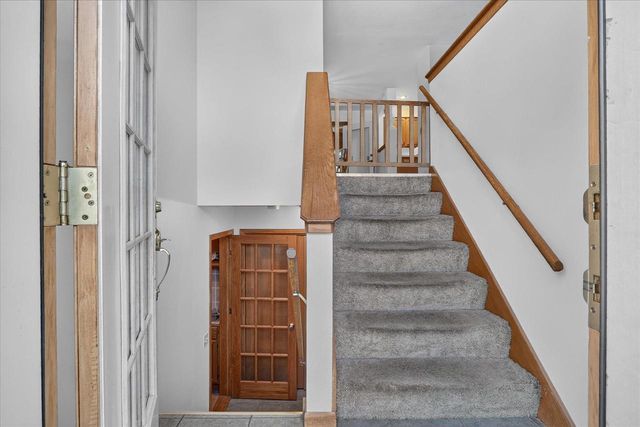 1222 E Lakeside Drive, Edgerton, WI 53534