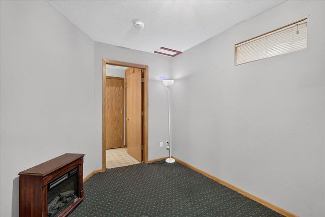 1222 E Lakeside Drive, Edgerton, WI 53534