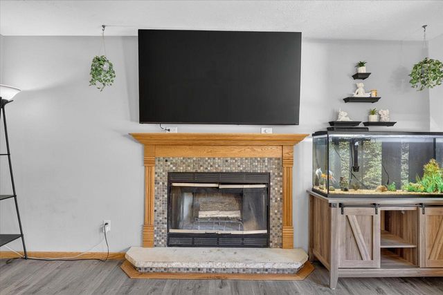1222 E Lakeside Drive, Edgerton, WI 53534