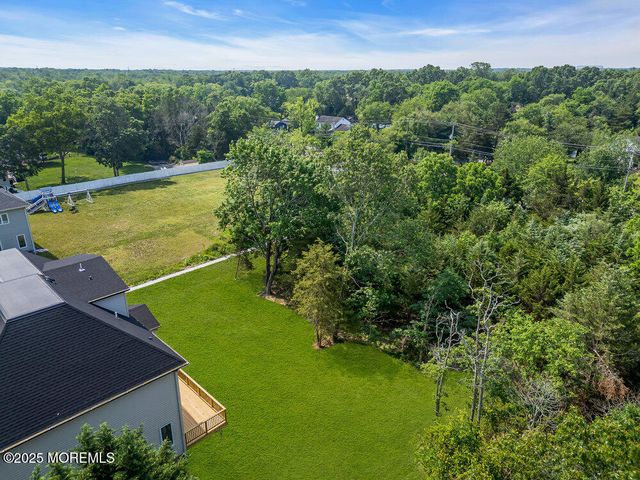 11 Cranberry Harvest Court, Jackson, NJ 08527