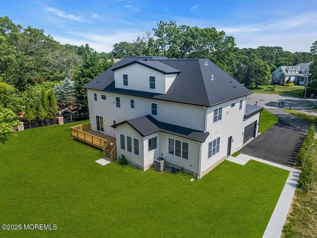 11 Cranberry Harvest Court, Jackson, NJ 08527