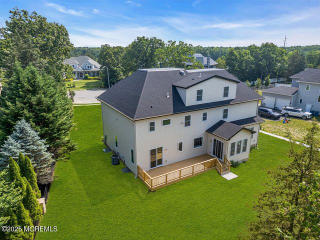 11 Cranberry Harvest Court, Jackson, NJ 08527