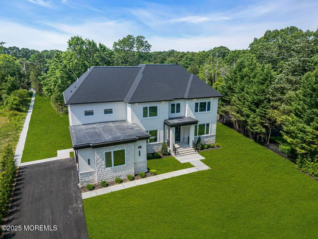 11 Cranberry Harvest Court, Jackson, NJ 08527