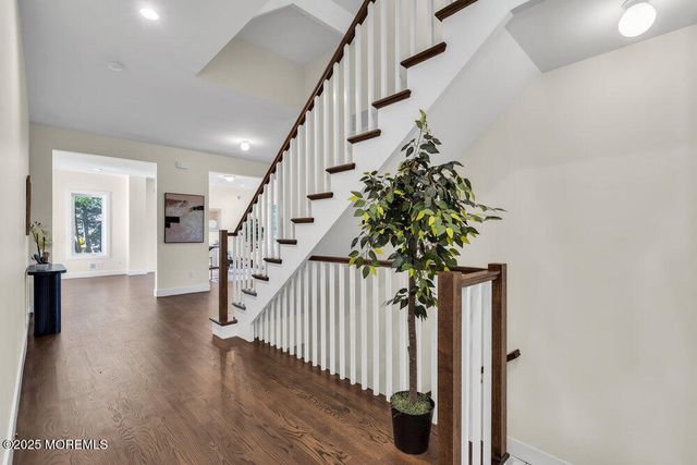 11 Cranberry Harvest Court, Jackson, NJ 08527