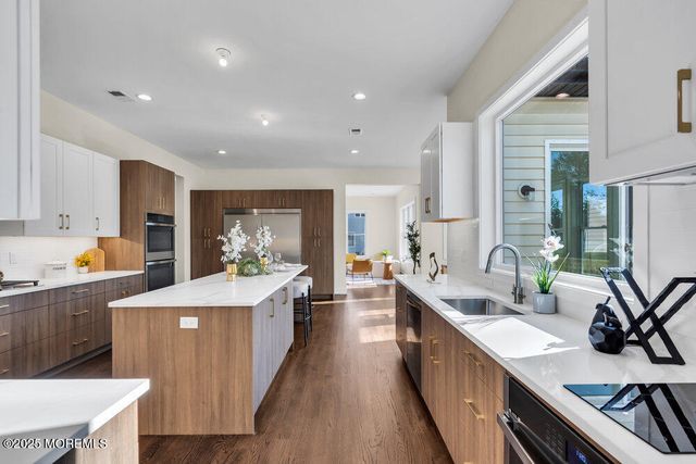 11 Cranberry Harvest Court, Jackson, NJ 08527