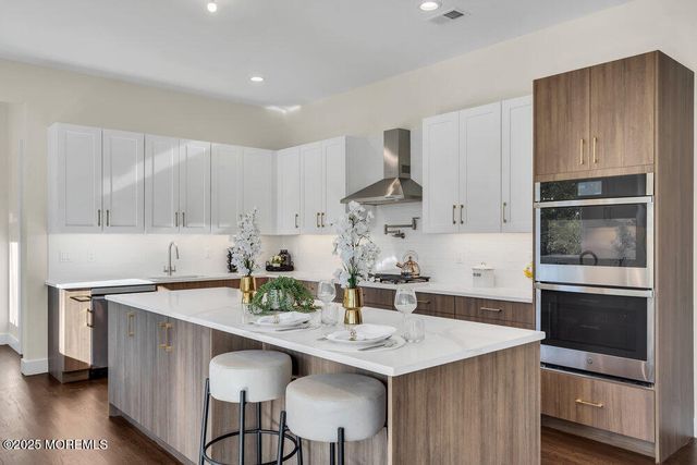 11 Cranberry Harvest Court, Jackson, NJ 08527