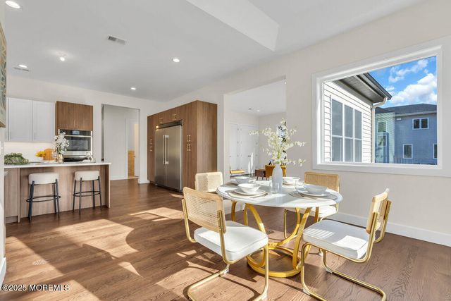 11 Cranberry Harvest Court, Jackson, NJ 08527