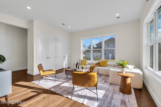 11 Cranberry Harvest Court, Jackson, NJ 08527