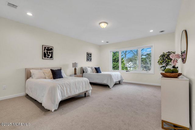 11 Cranberry Harvest Court, Jackson, NJ 08527