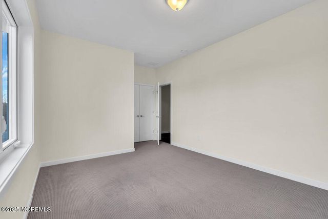 11 Cranberry Harvest Court, Jackson, NJ 08527