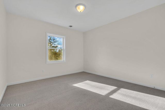 11 Cranberry Harvest Court, Jackson, NJ 08527