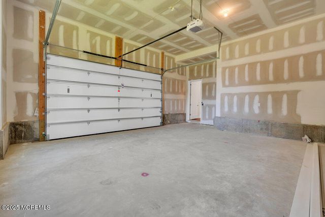 11 Cranberry Harvest Court, Jackson, NJ 08527