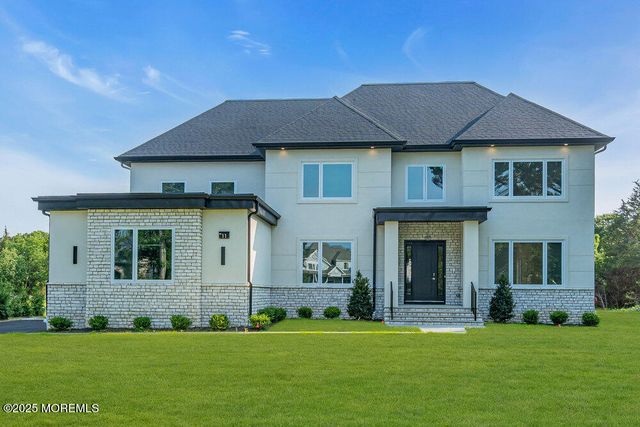 11 Cranberry Harvest Court, Jackson, NJ 08527