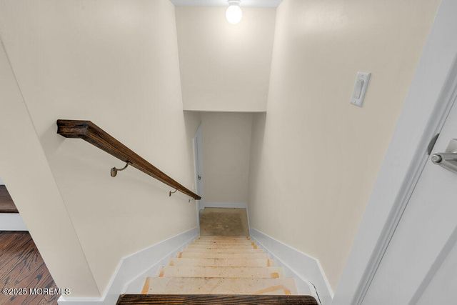 11 Cranberry Harvest Court, Jackson, NJ 08527