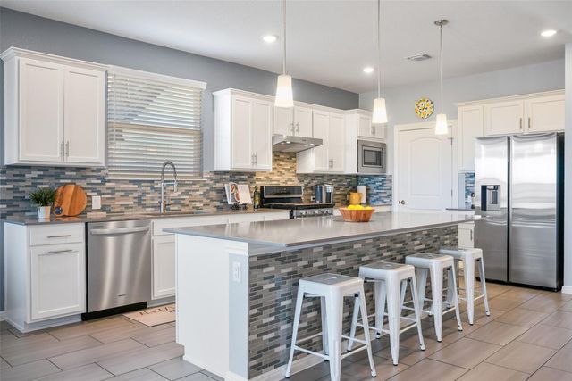 339 Climbing Rock LOOP, Dripping Springs, TX 78620