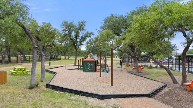 339 Climbing Rock LOOP, Dripping Springs, TX 78620