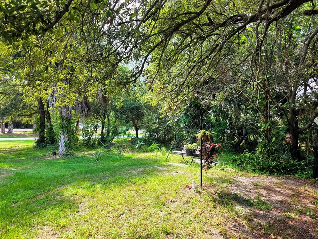 1249 SW Addie Street, Port St. Lucie, FL 34983