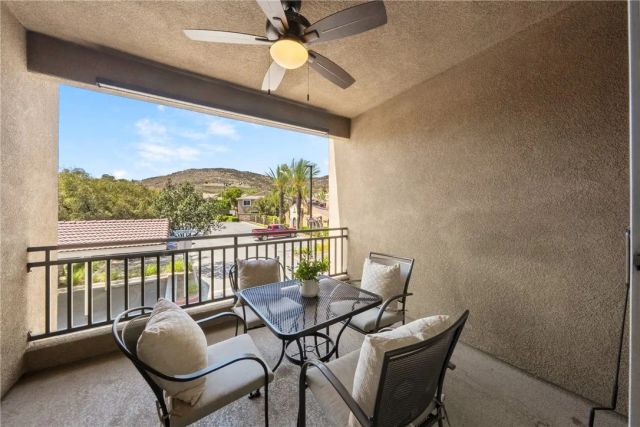 35816 Hazelhurst Street 1, Murrieta, CA 92562