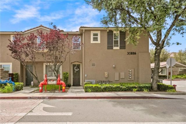 35816 Hazelhurst Street 1, Murrieta, CA 92562