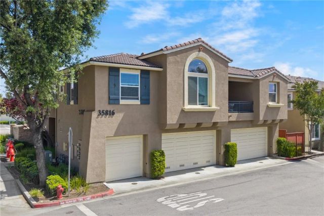 35816 Hazelhurst Street 1, Murrieta, CA 92562