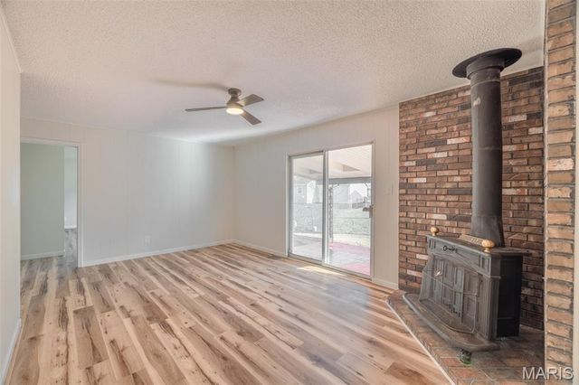 4086 Waterfall Drive, Florissant, MO 63034