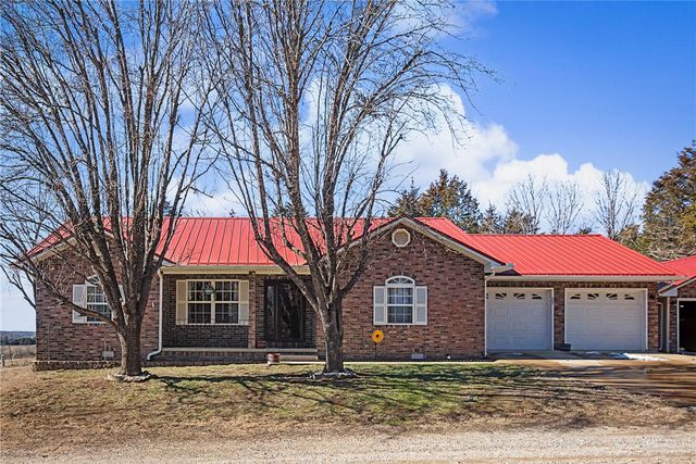303 W Robin Trail, Diamond City, AR 72644