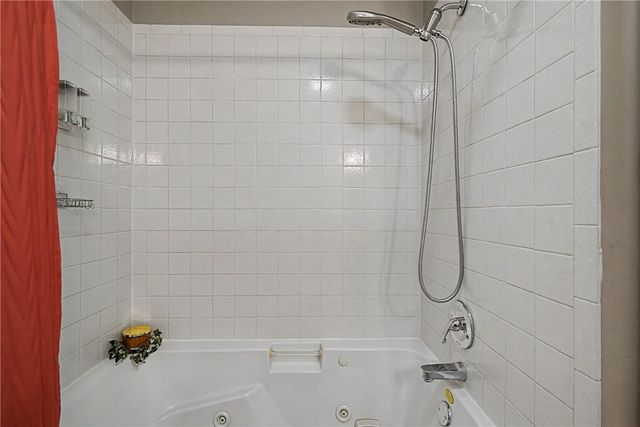 303 W Robin Trail, Diamond City, AR 72644