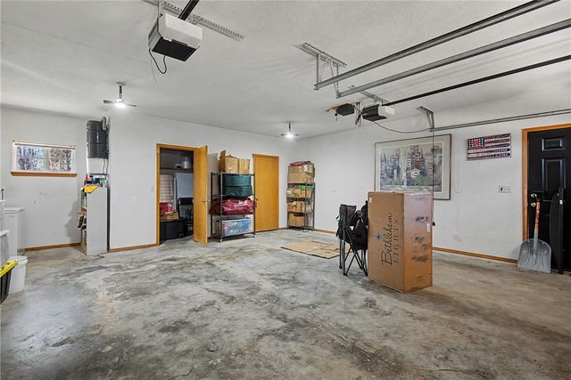 303 W Robin Trail, Diamond City, AR 72644