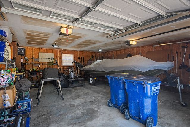 303 W Robin Trail, Diamond City, AR 72644