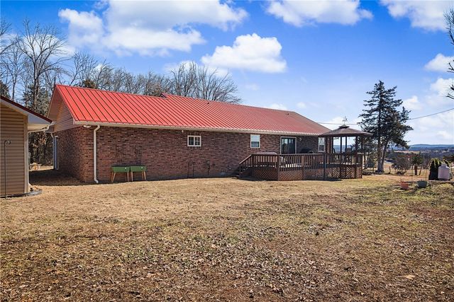 303 W Robin Trail, Diamond City, AR 72644