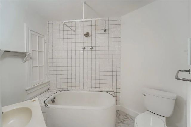 5924 Graciosa Drive, Los Angeles, CA 90068