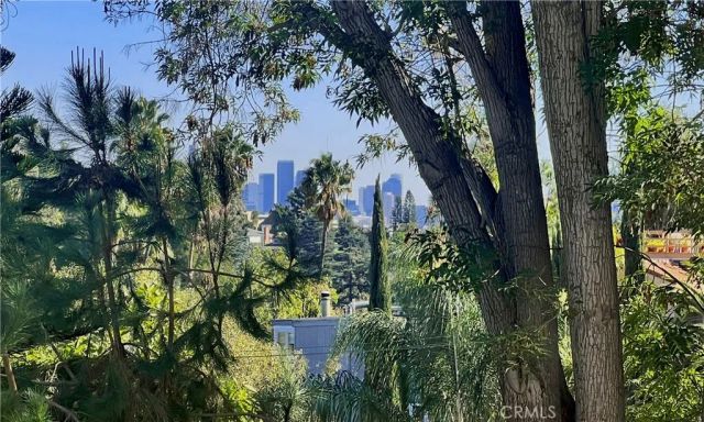 5924 Graciosa Drive, Los Angeles, CA 90068