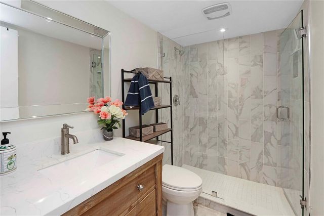 1640 W Golfview Drive, Pembroke Pines, FL 33026