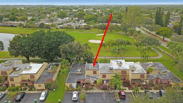 1640 W Golfview Drive, Pembroke Pines, FL 33026