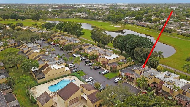 1640 W Golfview Drive, Pembroke Pines, FL 33026