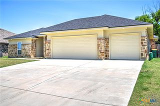 223 Slippery Elm Drive, Nolanville, TX 76559