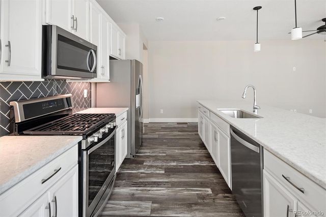 11390 E 26th Avenue, Aurora, CO 80010