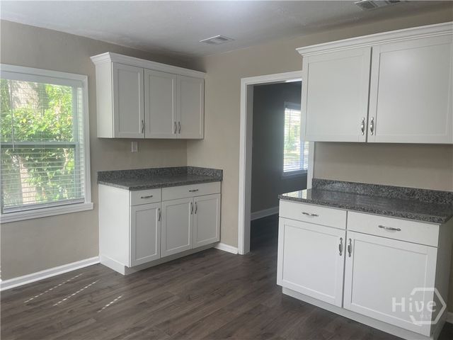 202 Forrest Avenue, Savannah, GA 31404