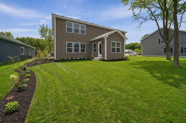 22 Levanno Drive, Crown Point, IN 46307