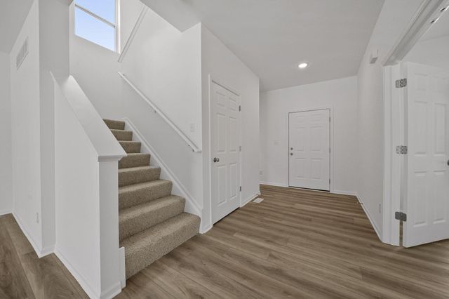 22 Levanno Drive, Crown Point, IN 46307