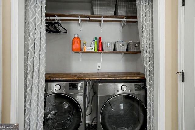 170 Perry Creek Drive, Fayetteville, GA 30215