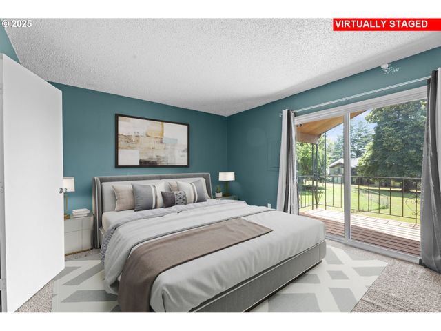 2062 Ne HOGAN Dr, Gresham, OR 97030
