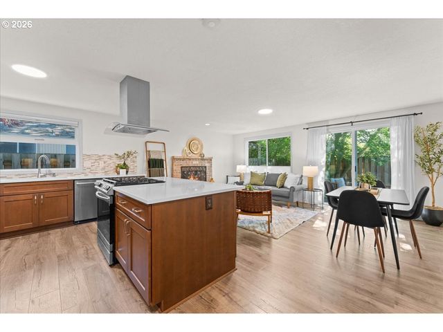 17373 Sw PACIFICA Ct, Beaverton, OR 97006